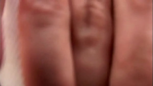 Image Chiara fills her pussy with toys in amateur sex scenes