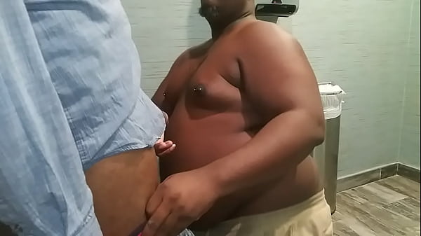 Image FAT DICK HEAD NIGHT AUDITOR
