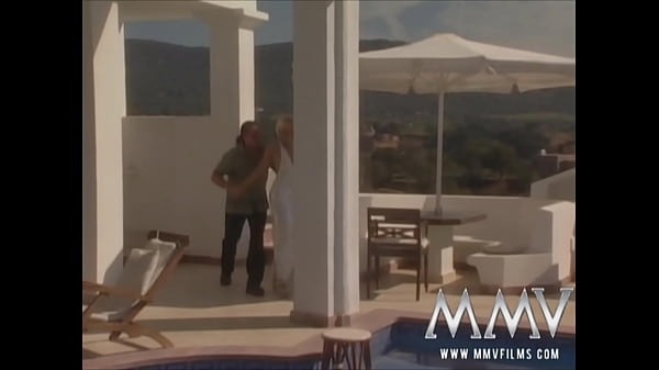 Image Short haired bitch gets fucked outdoors