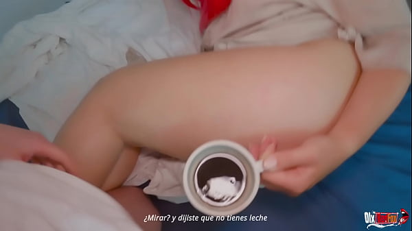 Image Madrastra se folla a su hijastro antes de que vaya al Instituto