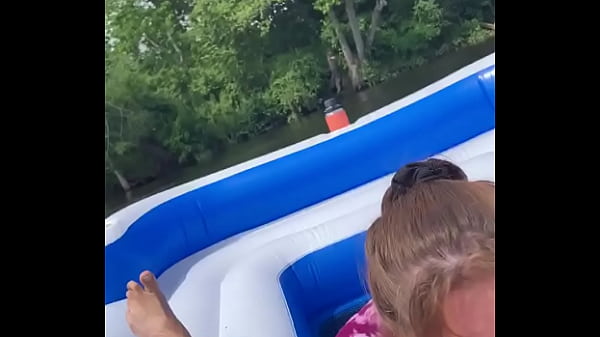 Image Nicebigddd sucks dick in public