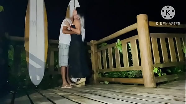 Image SURFISTA FUDENDO SAFADA NO CAL&Ccedil_AD&Atilde_O DA PRAIA