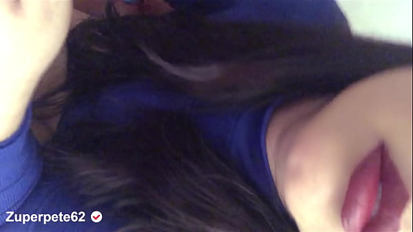 Image sexy vestido azul ella muy caliebte se masturba muy rico