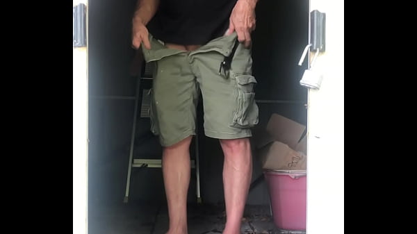 Image Jerking off in the tool storage