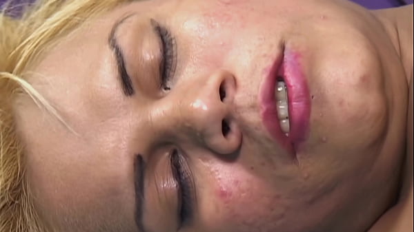Image A trans during a photo shoot seduced the photographer, who could not resist and fucked her hard right on the site