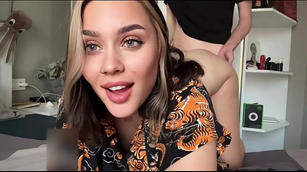 Image The hot model took revenge on her boyfriend with his best friend and made a video
