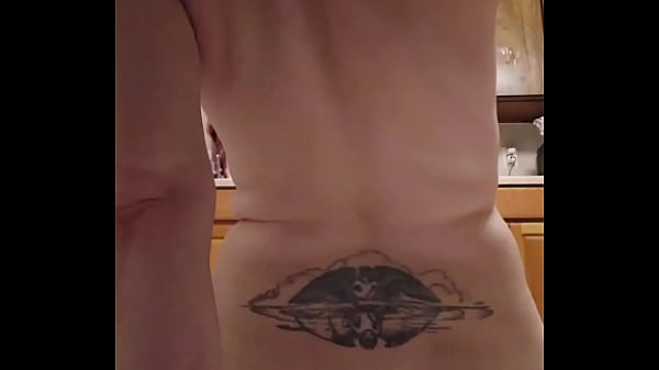 Image Pawg fucking my ass on the kitchen floor