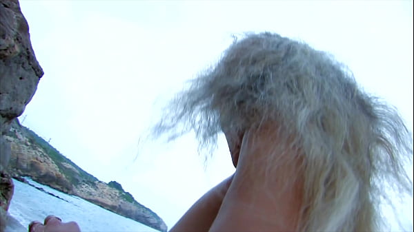 Image Fucking outdoors makes her happier than anything