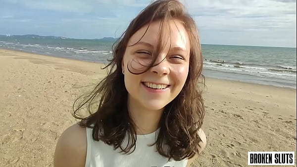 Image Hooking Up At The Beach - Cutie Makes Him Cum THREE TIMES !