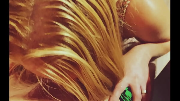 Image The housewife brought tea and got anal and cum in the ass