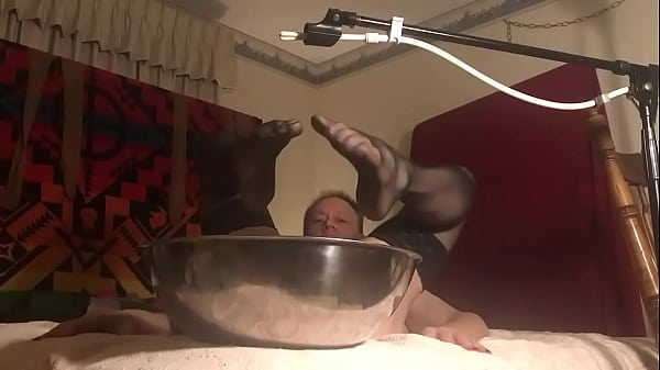 Image Unremitting cold urine showers in bed