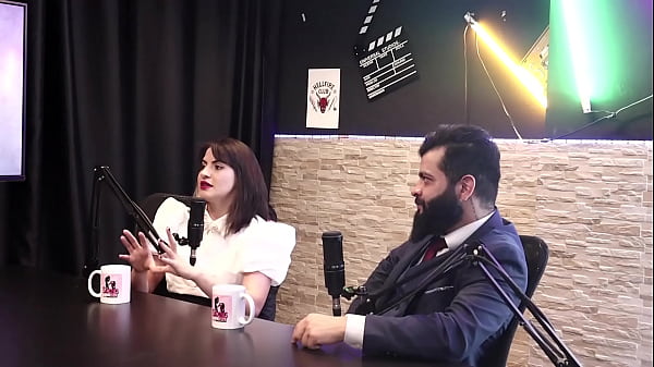 Image Eles criaram uma produtora e sofreram muito no mercado, j&aacute_ tomaram golpe, e ela estava gr&aacute_vida quando entrou no mundo porn&ocirc_ - Lady Snow e Lord Kenobi (SHEER/RED)