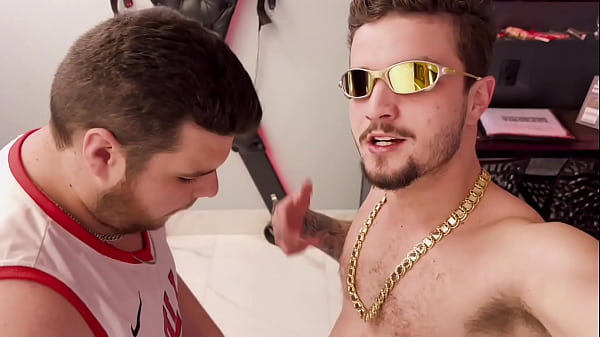 Image Erick Diaz Realiza Meu Sonho Teaser (COMPLETO NO XVIDEOS RED)- Maloka comendo gordinho urso