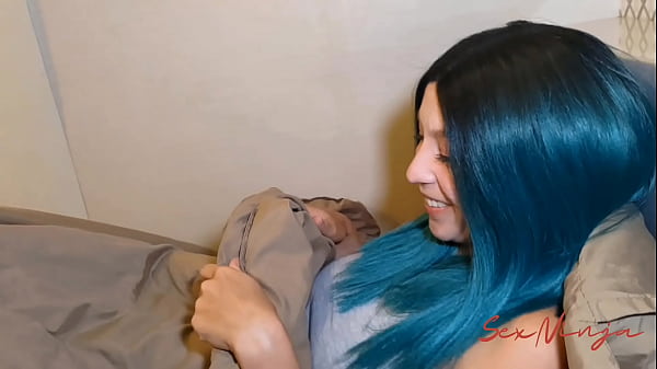 Image Have to Share the Bed with my Best Friend for One Night