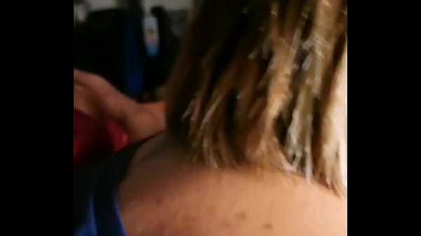 Image Chiedo a Teresa un pompino prima di uscire ma squilla il telefono &egrave_ dobbiamo uscire ma la notte mi promette di farmi sborrare. Bellissimi dialoghi
