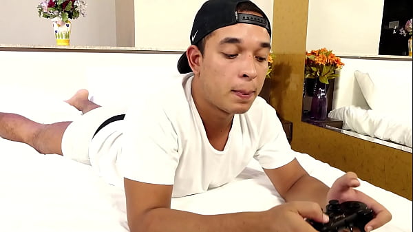 Image Peguei o meu namorado jogando video gamer