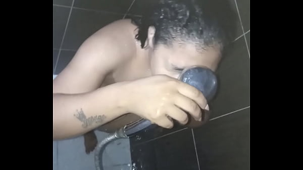 Image Video viral de pareja venezolana en el ba&ntilde_o