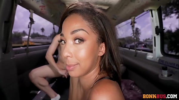 Image Teen Malina Melendez is Ready and Willing
