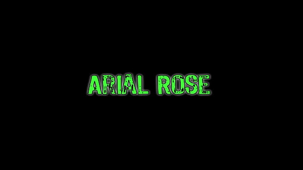 Image Ariel Rose Gives A Blumpkin