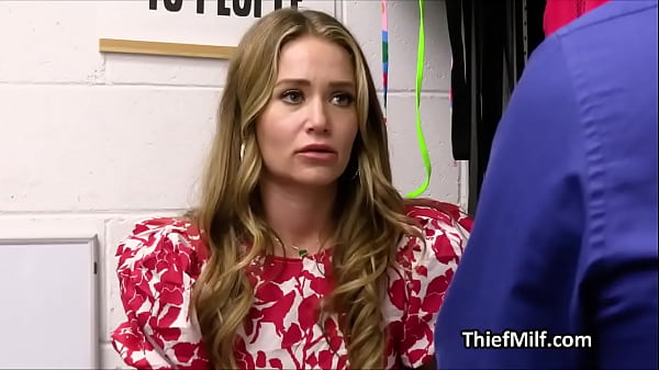 Image Milf sucks dick for stolen keychain