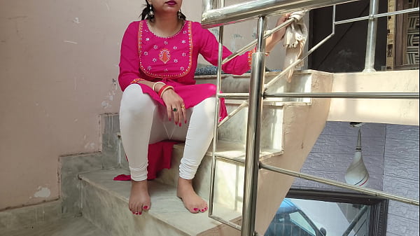 Image Desisaarabhabhi -Indian shy kamwali Fucked hard by her Landlord Kamwali ke sath Outdoor Masti lagging utar kar zabardast gaand chodi hindi