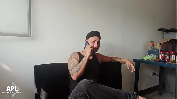 Image La puta de mi madrastra le gusta estar en casa con linda lenceria - Historia completa