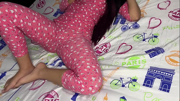 Image el co&ntilde_o de mi hijastra en pijama que deliciosa la chucha de esta chica de 18 a&ntilde_os