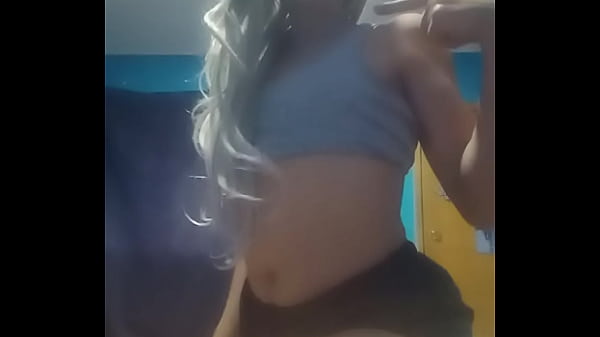 Image Este cuerpo sexy con movimiento fuertes