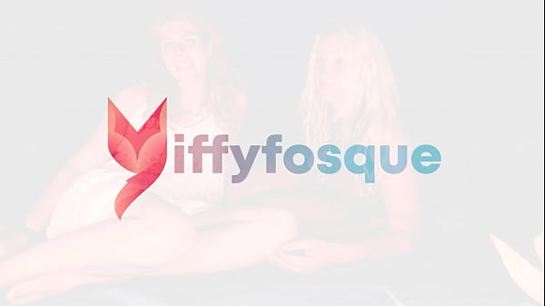 Image Lesbian Outdoor Hankey Toys Play And Fisting
