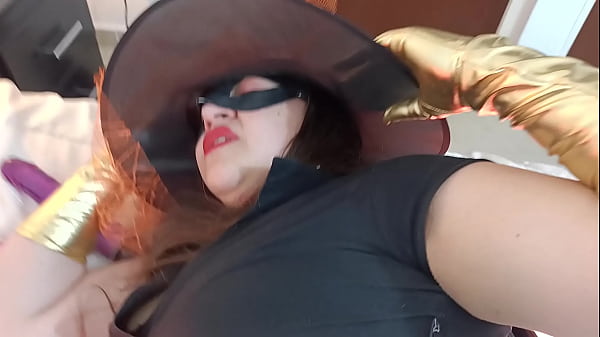 Image En Halloween Bruja Caliente Se Deja Llenar De Semen Por Un Extra&ntilde_o Hombre Que Conocio En La Calle