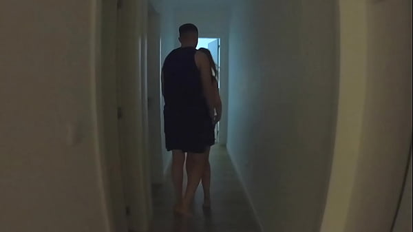 Image Branquinha Rabuda fodendo com o Marido e seu Amigo Brasileiro - Menage com Dupla Penetra&ccedil_&atilde_o