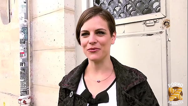 Image Marie, 28ans, s&rsquo_essaye &agrave_ la double p&eacute_n&eacute_tration