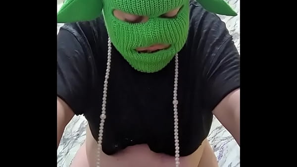 Image MASKED BBW CHAIR FUCK GBLNMMMY