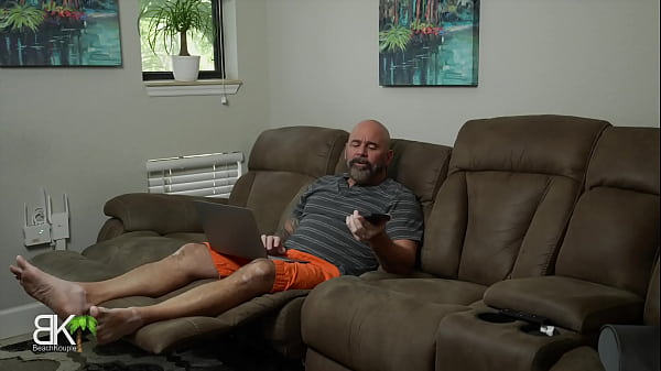 Image Halloween Ghostface Fucker: Slutty Ghostface drains his balls - Full 4K Video