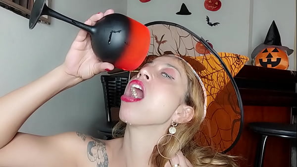 Image Masturbating and drinking my own piss on halloween