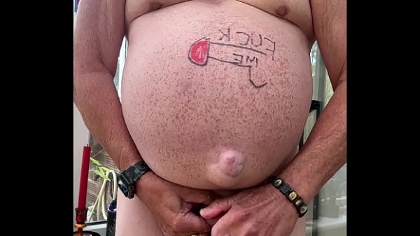 Image Enjoying having a wank