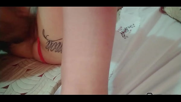 Image Hermosa Chica Blanca Tiene Tatuado El culo Y Tiene Un Pirsin En La Cuca - Vagina!