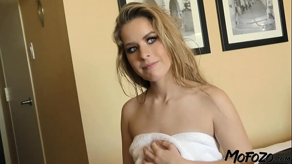 Image MOFOZO.com - Real Amateur Homemade Sex Video With A Horny Co-Worker
