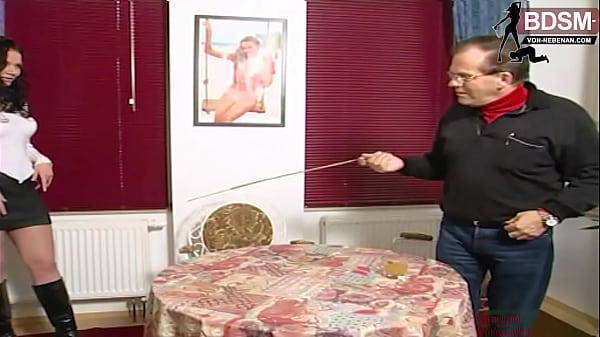 Image Deutscher alter Mann bestraft seine BDSM teen sklavin