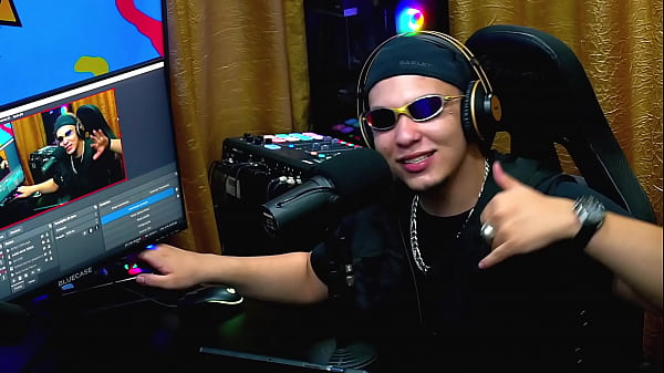 Image A Milf Sheipada ficou com tes&atilde_o no meio Do Podcast, colocous os peit&otilde_es para fora e jogou na cara do Ruan! - Podcast P&aacute_pum no Barraco! COMPLETO NO SHEER - XV RED