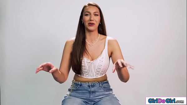 Image Watch Bella Rolland finger to an orgasm