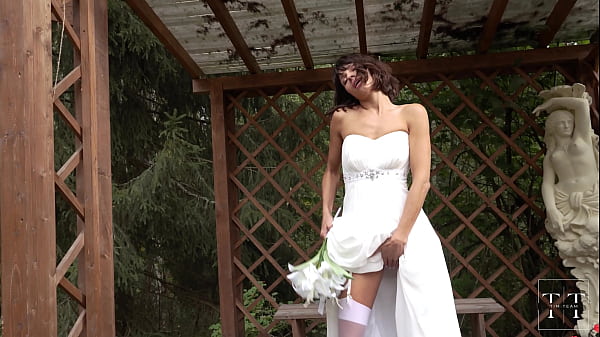 Image Fucking wedding! Part 1. He cum on my wedding dress right before the wedding