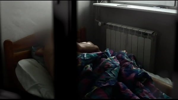 Image My stepdaughter was resting on her room, so I show her some tricks