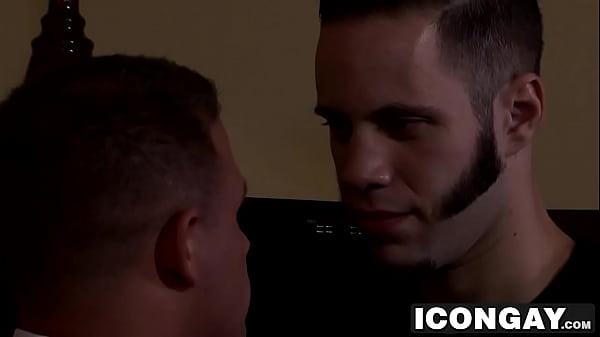 Image Brandon Wilde and Wolf Hudson enjoying in hardcore sex