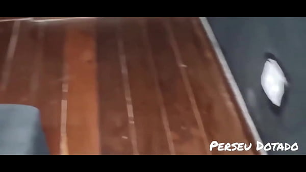 Image Comi uma buceta enorme na casa de swing e gozei gostoso