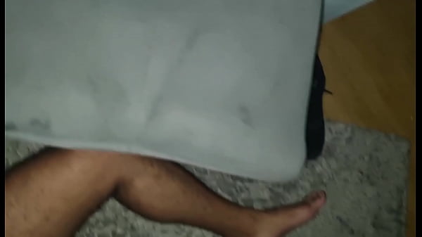 Image No video anterior eu falei: Negao rola grossa disse que sua mulher n&atilde_o d&aacute_ o cu, pedi para ele me mostrar, sacou a tora pra fora. Dessa vez ele quis me comer, aguentei calado.