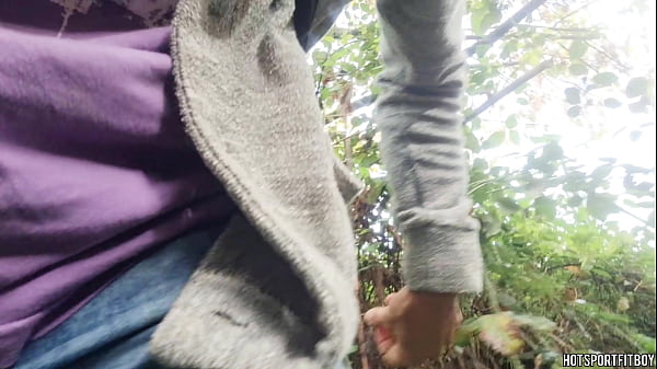 Image Risky Public Masturbation by a Sexy Guy