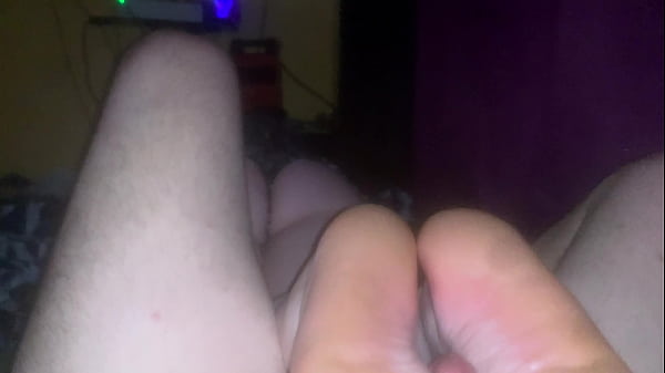 Image Kitten Giving A Footjob