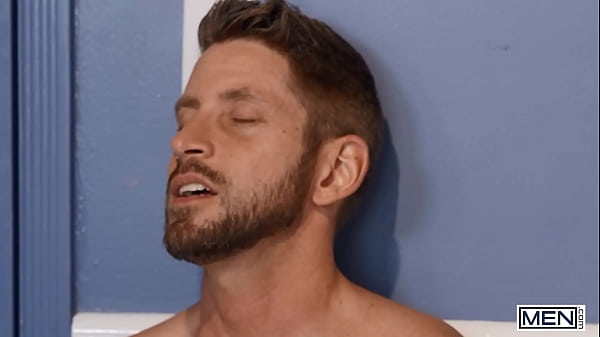 Image MEN - Motivated Bottom Michael Boston Puts His Plan Into Action And Soon After Is Sucking Johnny Ford's Cock