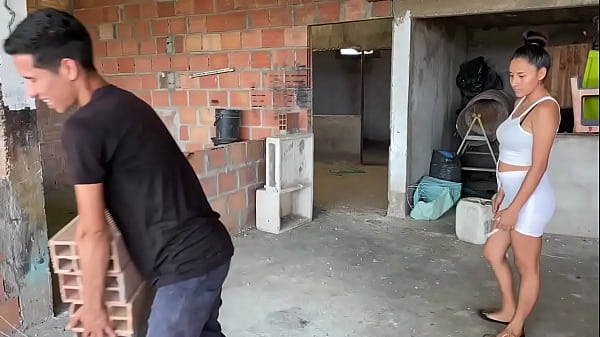 Image mi jefa me mama la polla a cambio de subirme a un buen puesto y me corro en su boca